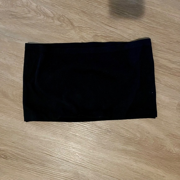 Crop Tops/Set of 3/Size Large - Picture 8 of 9